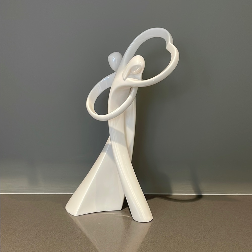 Circle of Love *ENLACE* Sculpture 2002
